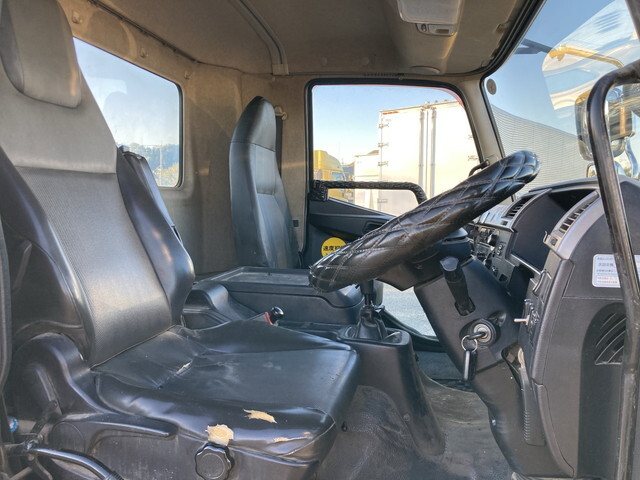 三菱ふそうファイターミキサー車（コンクリートミキサー）増トン（6t・8t）[写真29]