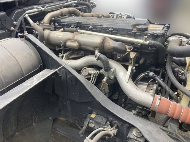 三菱ふそうファイターコンテナ専用車増トン（6t・8t）[写真17]