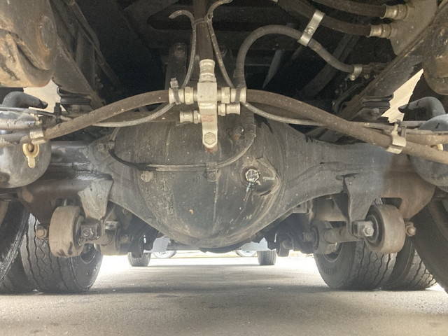 三菱ふそうファイターコンテナ専用車増トン（6t・8t）[写真19]