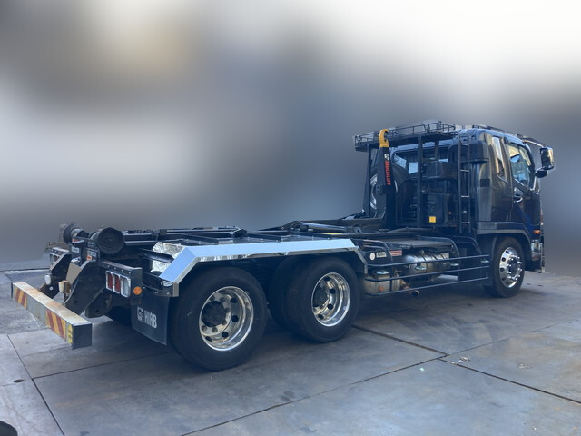 三菱ふそうファイターコンテナ専用車増トン（6t・8t）[写真02]