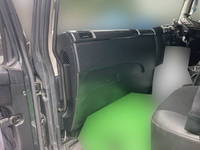 三菱ふそうファイターコンテナ専用車増トン（6t・8t）[写真24]