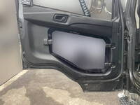 三菱ふそうファイターコンテナ専用車増トン（6t・8t）[写真23]