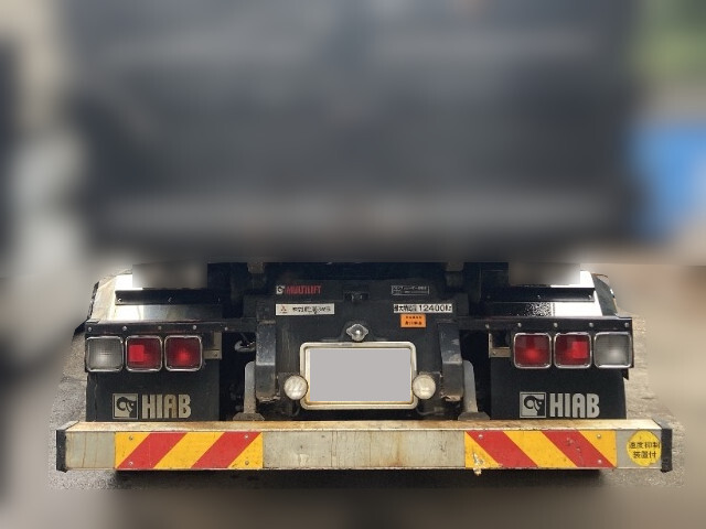 三菱ふそうファイターコンテナ専用車増トン（6t・8t）[写真03]