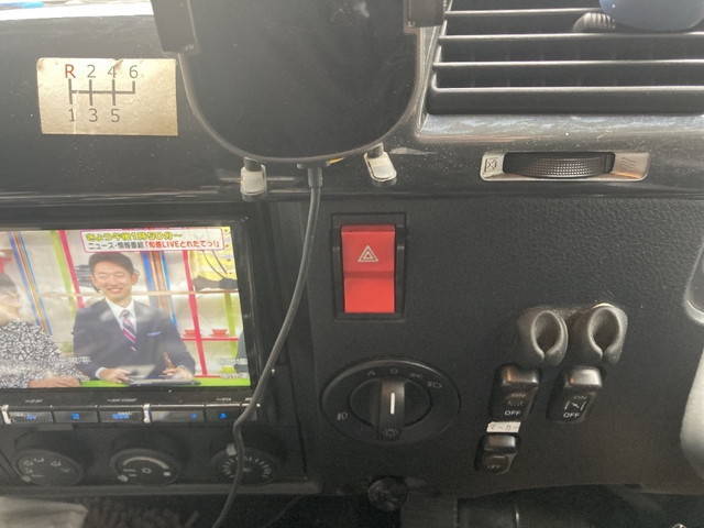 三菱ふそうファイターコンテナ専用車増トン（6t・8t）[写真32]