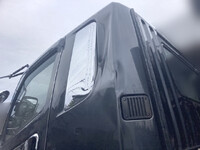 三菱ふそうファイターコンテナ専用車増トン（6t・8t）[写真39]