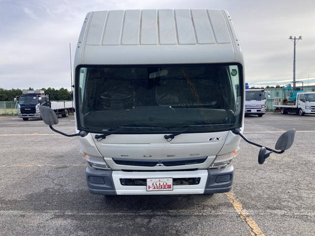 三菱ふそうキャンター平ボディ小型（2t・3t）[写真10]