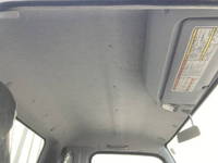 三菱ふそうキャンター平ボディ小型（2t・3t）[写真32]