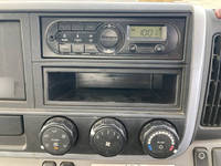 三菱ふそうキャンター平ボディ小型（2t・3t）[写真37]