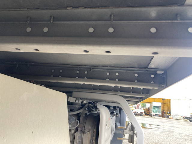 日野デュトロアルミバン小型（2t・3t）[写真25]