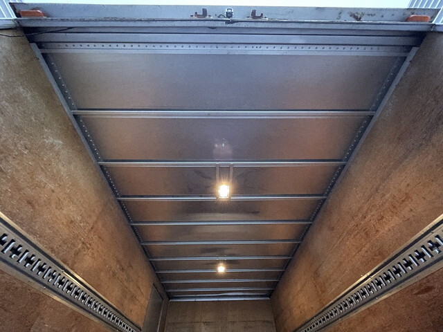 トヨタダイナアルミバン小型（2t・3t）[写真23]