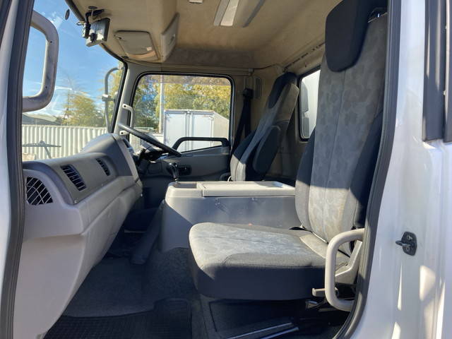 UDトラックスコンドルアルミウイング中型（4t）[写真32]