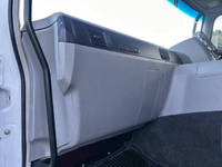 三菱ふそうスーパーグレートアルミウイング大型（10t）[写真18]