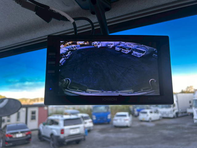 三菱ふそうスーパーグレートアルミウイング大型（10t）[写真25]