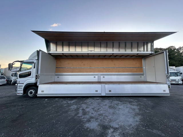 三菱ふそうスーパーグレートアルミウイング大型（10t）[写真07]