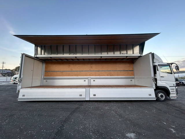 三菱ふそうスーパーグレートアルミウイング大型（10t）[写真09]