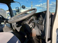 いすゞフォワードアルミウイング中型（4t）[写真20]