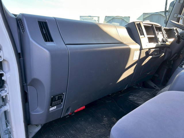 いすゞフォワードアルミウイング中型（4t）[写真20]