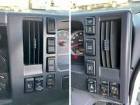 いすゞフォワードアルミウイング中型（4t）[写真26]