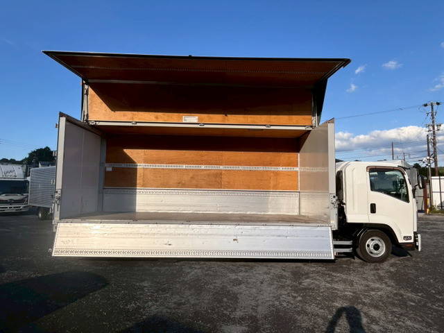 いすゞフォワードアルミウイング中型（4t）[写真09]