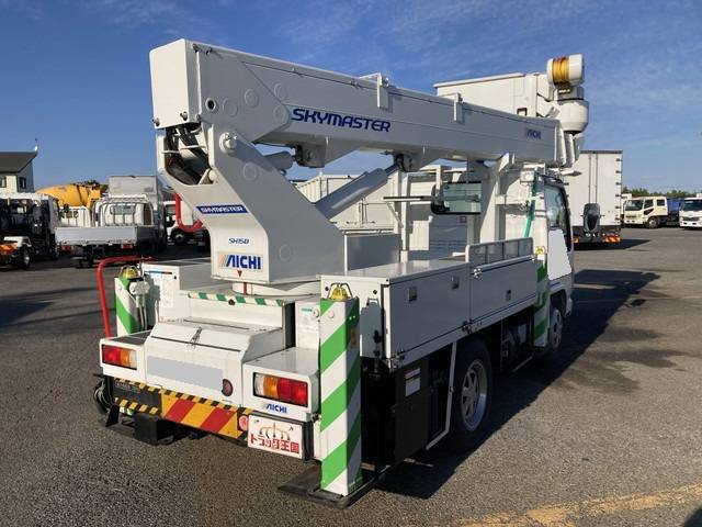 いすゞエルフ高所作業車小型（2t・3t）[写真02]