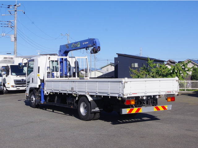 いすゞフォワードクレーン4段中型（4t）[写真02]