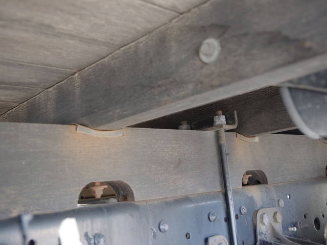 いすゞフォワードクレーン4段中型（4t）[写真34]