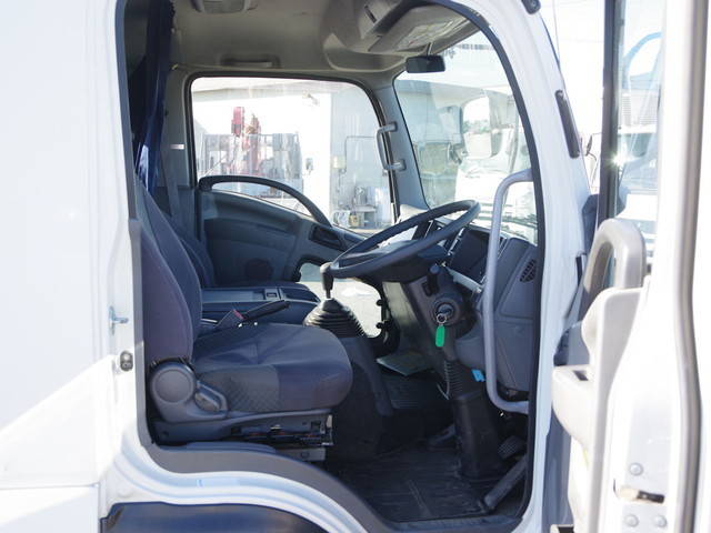 いすゞフォワードクレーン4段中型（4t）[写真39]