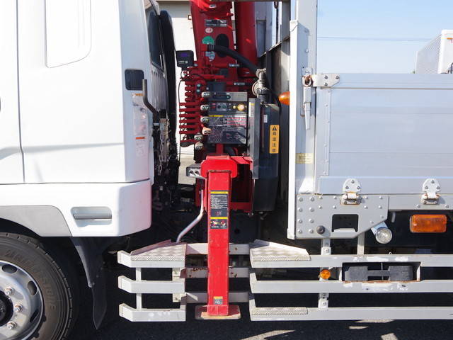 三菱ふそうファイタークレーン4段増トン（6t・8t）[写真12]