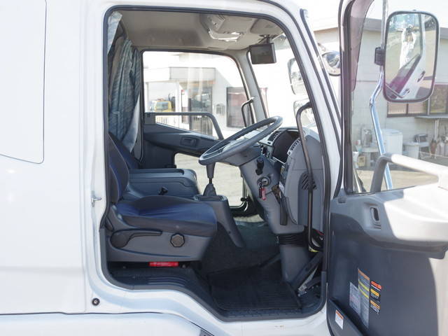 三菱ふそうファイタークレーン4段増トン（6t・8t）[写真34]