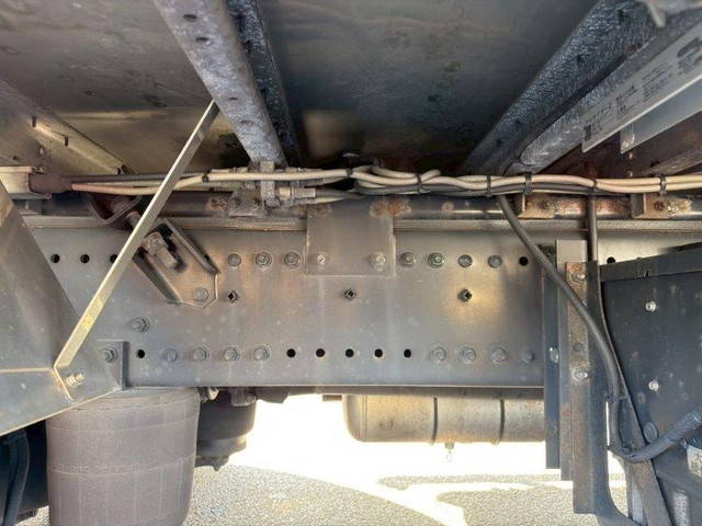 日野プロフィアアルミウイング大型（10t）[写真13]