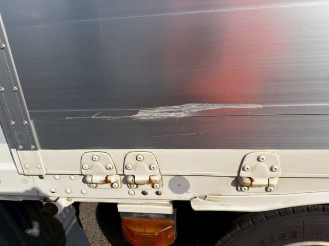 日野プロフィアアルミウイング大型（10t）[写真18]