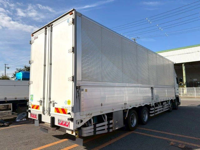 日野プロフィアアルミウイング大型（10t）[写真04]