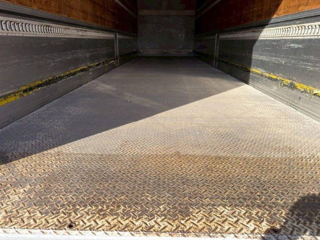 日野プロフィアアルミウイング大型（10t）[写真06]