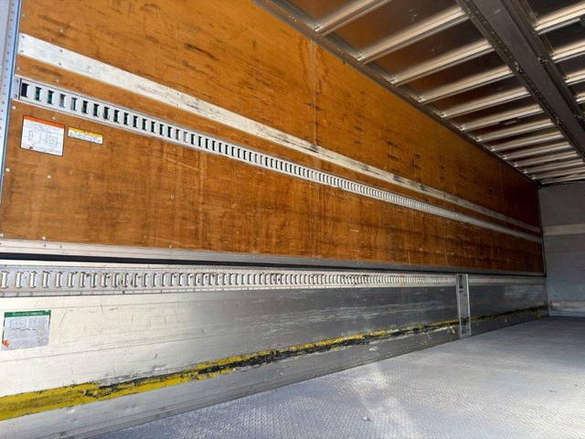 日野プロフィアアルミウイング大型（10t）[写真08]