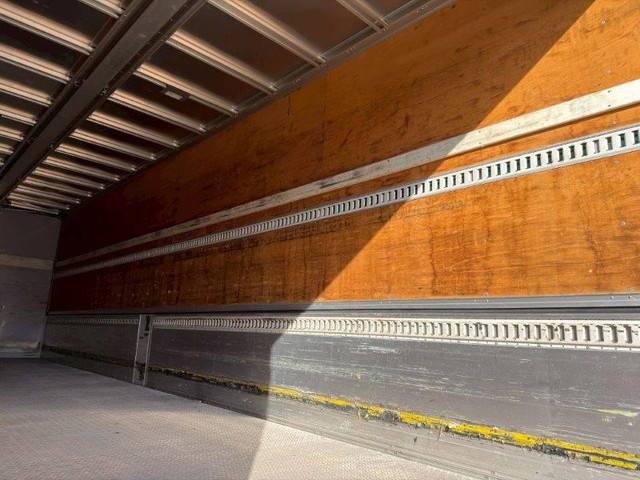 日野プロフィアアルミウイング大型（10t）[写真09]