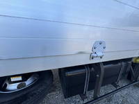 日野レンジャーアルミウイング中型（4t）[写真37]