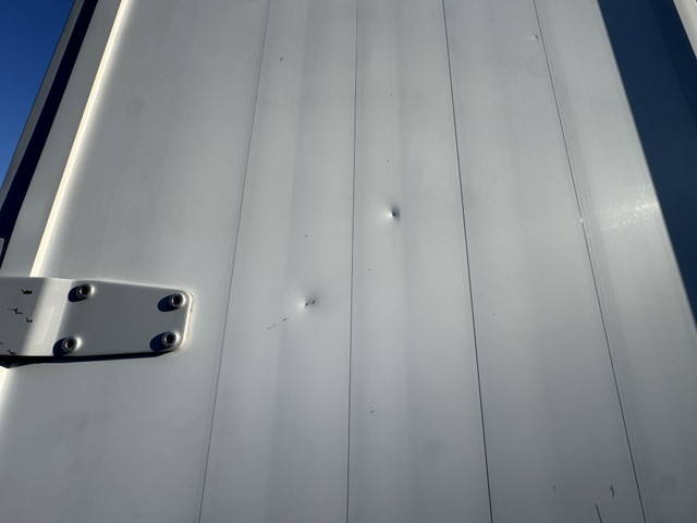 日野レンジャーアルミウイング中型（4t）[写真37]