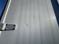 日野レンジャーアルミウイング中型（4t）[写真38]