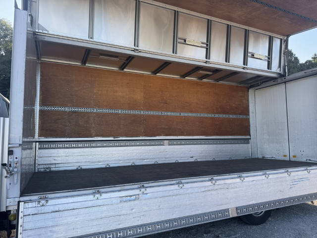 日野レンジャーアルミウイング中型（4t）[写真08]