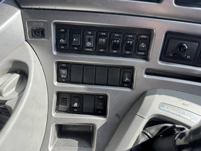 UDトラックスその他の車種アルミブロック大型（10t）[写真18]