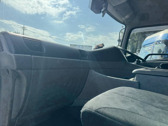 UDトラックスその他の車種アルミブロック大型（10t）[写真23]