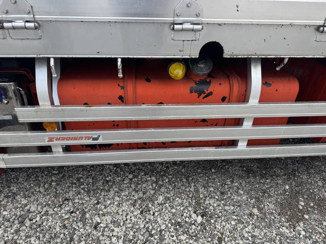 UDトラックスその他の車種アルミブロック大型（10t）[写真28]