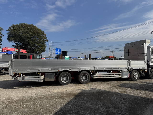 UDトラックスその他の車種アルミブロック大型（10t）[写真06]