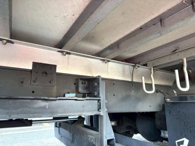 日野レンジャー冷凍車（冷蔵車）中型（4t）[写真13]