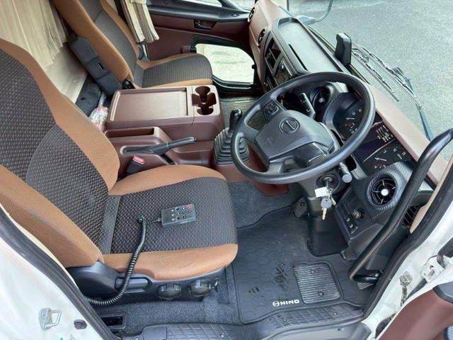 日野レンジャー冷凍車（冷蔵車）中型（4t）[写真24]