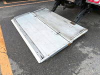 日野レンジャー冷凍車（冷蔵車）中型（4t）[写真07]