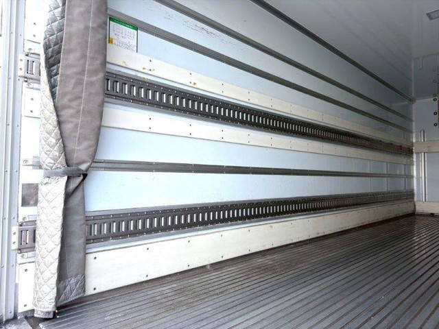 日野レンジャー冷凍車（冷蔵車）中型（4t）[写真09]