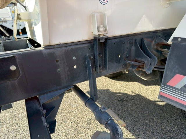 日野レンジャー散水車中型（4t）[写真16]