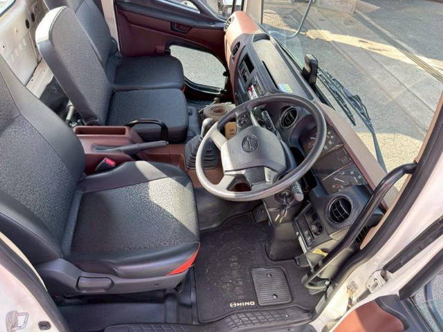 日野レンジャー散水車中型（4t）[写真27]