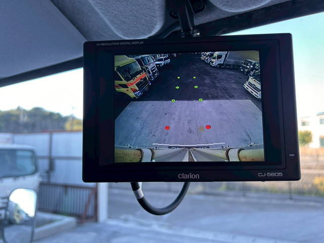 三菱ふそうキャンターアルミバン小型（2t・3t）[写真24]